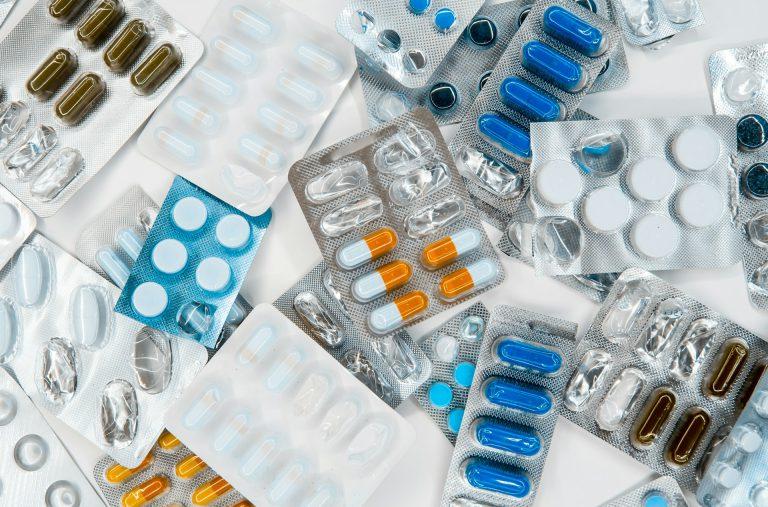 Pharmacie : des médicaments sans ordonnance ?